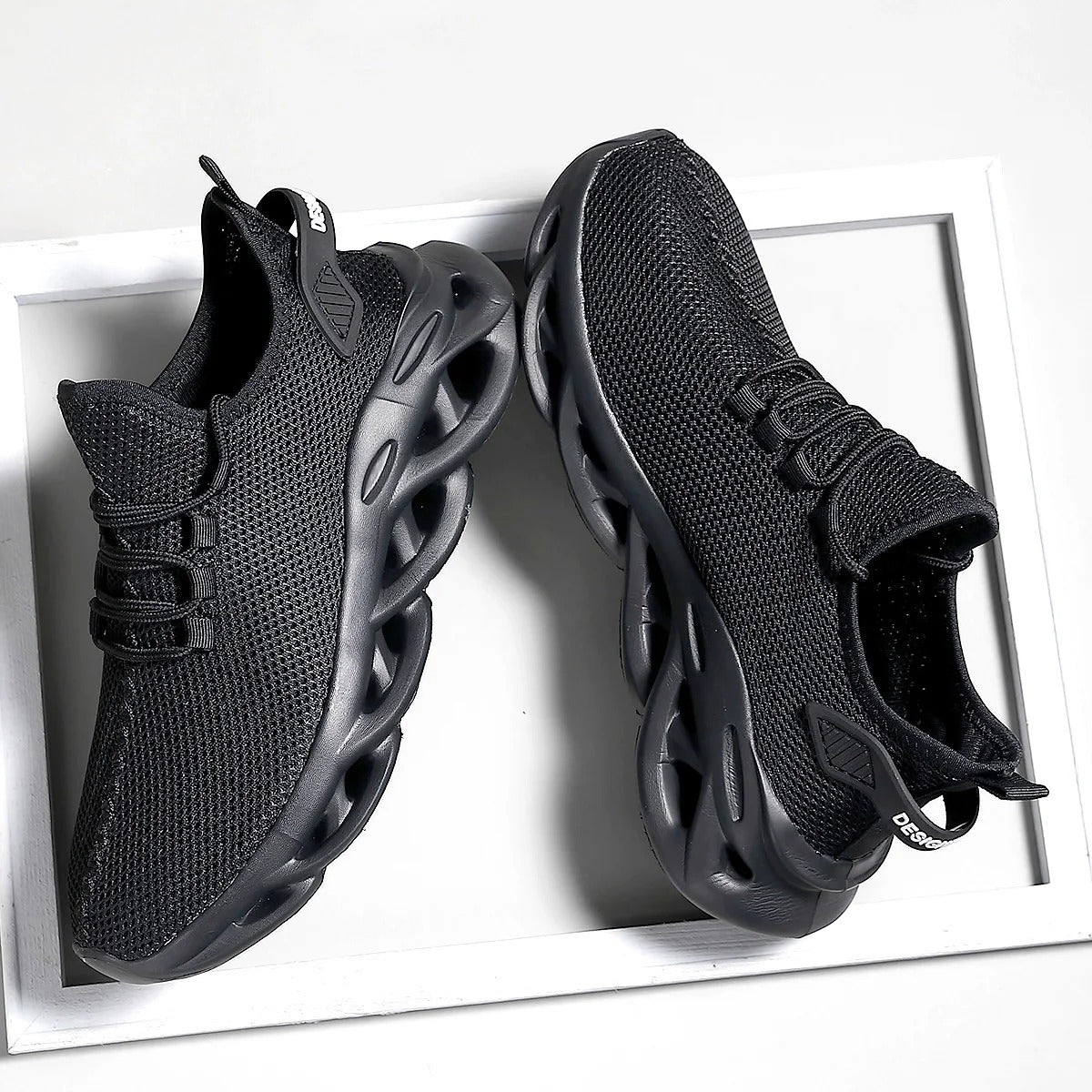 Best Men’s Lightweight Running Sneakers in USA