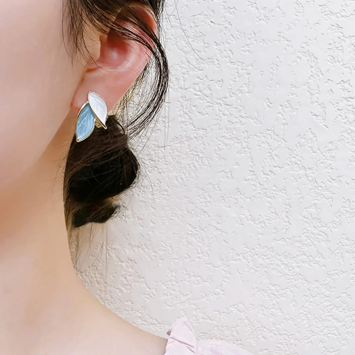 Best Retro Blue White Leaf Earrings in USA